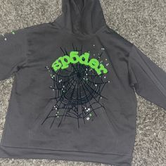 Grey Sp5der Hoodie Lime Green Words Spider Sweater, Green Words, Fire Clothes, Spider Hoodie, Sp5der Hoodie, Green Letters, Grey Man, Hoodie Brands, Hoodie Green