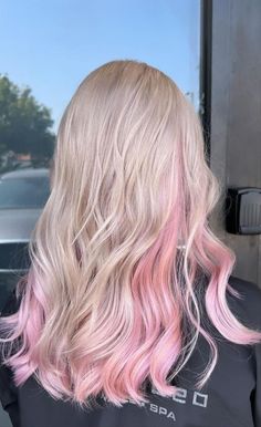 Fall Hair Dye Ideas, Pink Underneath Hair, Fall Hair Dye, Hair Colors For Fall, Blonde Hair With Pink Highlights, Bright Blonde Hair, Bob Hair Color