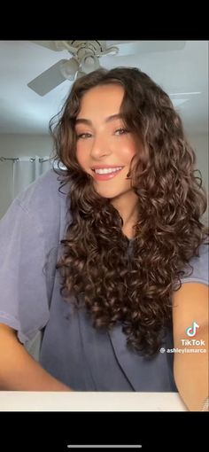 Curly Long Layers With Face Framing Pieces, Cute Haircuts For 2c Hair, Cute Haircuts For Long Hair Curly, Long Curly Hair With Face Framing, Shaggy Long Curly Haircuts, Haircuts To Ask For Curly Hair, 2b Hair Layers, Layers In Wavy Curly Hair, Layer On Curly Hair