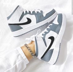 Jordan Panda, Panda Nike, Air Jordan 1 White, Wallpaper Nike, Angelus Paint, Custom Air Jordan 1