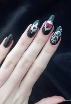 Rockstar Girlfriend Nails, Black Valentines Day Nails, Girlfriend Nails, Goth Nail Art, Black Valentines Day, Black Valentines, Pretty Poison, Nails Goth