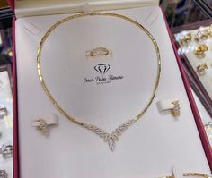 Gold Bridal Necklace With Elegant Design For Party, Elegant Gold-plated Jewelry Sets For Gifts, Elegant Gold Plated Bridal Necklace Gift, Luxury Gold Bridal Necklace For Gift, Bridal Gold Jewellery Set, Formal Bridal Necklace With Hand-set 22k Gold, Dua Images, Gold Jewellery Set, Wedding Jewelry Sets Bridal Jewellery