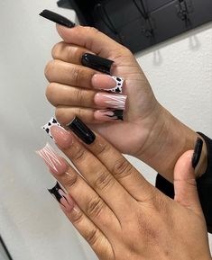 S Medium Acrylic Nails, Challenging Nail Designs, Short Freestyle Nails, Acrylic Nails Design, Girly Acrylic Nails, Work Nails