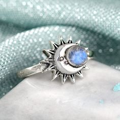 Material: Genuine Sterling Silver 92.5Gemstone: MoonstoneRing size: Choose your sizeLength/wide: 14mmCondition: Brand new Moon And Star Ring, Moonstone Ring Sterling Silver, Moon Ring, Finger Rings, Handcrafted Rings, Personalized Rings, Moonstone Ring, Estilo Boho, Sterling Ring