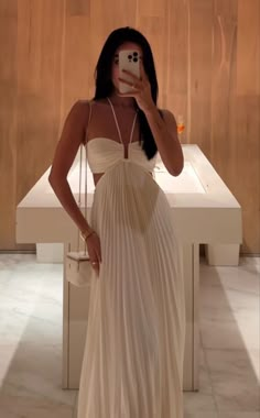 Charleston Outfits, Pleated Party Dress, Chique Outfit, 2024 Outfits, Looks Party, فستان سهرة, Summer Fashion Dresses, Looks Chic, Summer Night