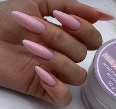 Long Round Acrylic Nails, Round Long Nails, Oval Long Nails, Short Claw Nails, Long Round Nails, Long Oval Nails, Winter Nail Trends, Basic Nail, Art 101