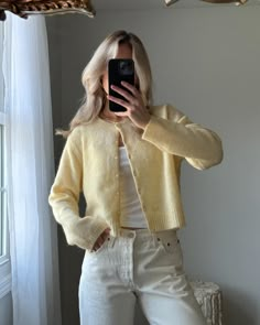 Feels like spring 💐 @sezane Spring Basics, Outfit Ideas 2024, Outfit Blazer, Feminine Outfits, Yellow Cardigan, Summer Outfit Ideas, Soft Feminine, Wardrobe Outfits