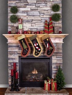 Christmas Fireplace and Stocking Photography Backdrop - Cozy stone fireplace with Christmas stockings Fireplace Brick Wall, Christmas Cards Photography, Fireplace Brick, Christmas Backdrops For Photography, Fireplace Stockings, Decoration Backdrop, Sock Gift, Themed Photography, Holiday Portraits