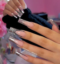 27 Silver Nail Designs That Exude Class Chrome Nail Polish, Silver Nail Designs, Glitter French Tips, Classy Nail, Silver Glitter Nails, Classy Nail Designs, Silver Nail