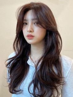 Long Layers Korean Haircut, Korean Hair 2023, Layer Haircut Korean, Korean Haircut Curtain Bangs, Wolfcut Long Hair Curtain Bangs, Curtain Bangs Korean Hair, Haircut Girls Long, Korean Haircuts For Long Hair, Korean Woman Haircut