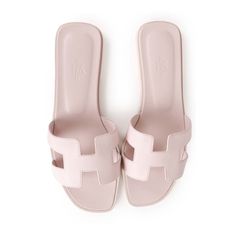 Hermes Oran Sandals, Mode Zara, Shoe Wishlist, Pink Aura, Doutzen Kroes, Hermes Oran