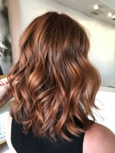 Babylights Auburn Hair, Light Brown With Copper Highlights, Brown Hair With Copper, Rose Gold Copper Hair Color, Mid Length Cowboy Copper Hair, Low Maintenance Copper Hair, Copper Babylights On Brown Hair, Copper Babylights, Mid Length Hair Copper