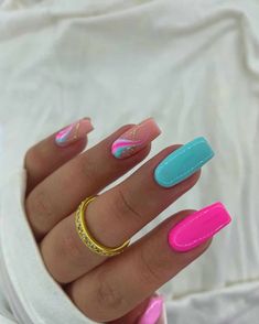 Summer Nails 2023, Unghie Sfumate, Summery Nails, Cute Gel Nails, Nails 2023, Acrylic Nails Coffin Short, Summer Acrylic Nails, Short Acrylic Nails Designs, Pink Acrylic Nails