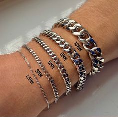 Outfit Guys, Streetwear Jewelry, Cuban Bracelet, Mens Silver Jewelry, Mens Bracelet Silver, Gold Armband, Stylish Bracelet, Gold Bracelet For Women, Bracelet Chain