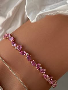 Jewelry Aesthetic Pink, Luxury Dainty Pink Gold Jewelry, Luxury Pink Jewelry For Everyday, Pink Fine Jewelry Stackable, Trendy Stacked Pink Jewelry, Hand Jewelry Rings, Xoxo Jewelry, Bangles Jewelry Designs