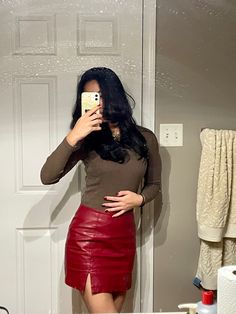 fall outfit idea Fall Leather Mini Skirt, Maroon Leather Skirt Outfit, Red Leather Outfit Aesthetic, Maroon Leather Skirt, Dark Red Leather Skirt, Fall Outfits