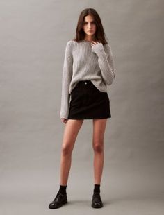 Cage Yarn Chunky Sweater Sweater Skirt Outfit Fall, Staple Sweaters, Sweater Skirt Outfit, Chunky Pullover Sweater, Skirt Outfit Fall, Decorative Stitching, Cargo Skirt, Chunky Sweater, Fall 2024