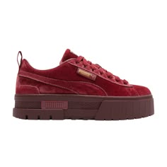 These Puma Mayze Velvet sneakers feature a lace-up closure and platform sole. They are athletic and casual. Puma Shoes Women, Running With Stroller, Shoe Goals, Baggy Outfit Ideas, Trendy Shoes Sneakers, Pretty Shoes Sneakers, Sneakers Converse, Velvet Shoes, Puma Platform