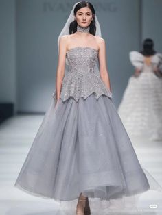 Dresses That Show A Lot Of Skin, Houte Couter Dress, Ball Gown Jewelry, فستان زهري, Wedding Dress Bustle, Girls Dress Outfits, Fairytale Fashion, Oscar Dresses