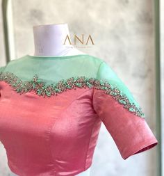 Fancy Maggam Work Blouse Designs, Blouse Designs For Embroidery Sarees, Blouse Design For Net Fabric, Double Color Blouse Design, Boat Neck Net Blouse Designs, Net Blouse Designs Latest Boat Neck, Boat Neck Aari Work Designs, Boat Neck Blouse Designs Latest Back, Blouse Neck Designs Latest