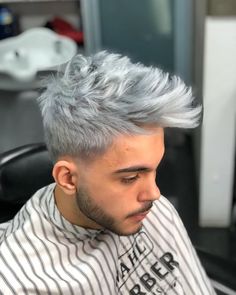 Silver Hair Men Dyed, Grey Hair Color Men, Silver Hair Men, Bleached Hair Men, Grey Hair Men, Textured Haircut, Mens Hair Colour, Men Hair Color, Silver Hair Color