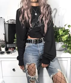 Sweatpants Outfit For School, Grunge Outfits Winter, Avocado Cake, Grunge Outfits 90s, Mode Harajuku, Cake Easter, Mode Tips, Aesthetic Grunge Outfit