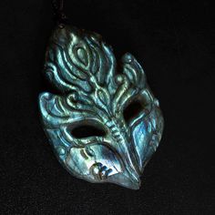 Material: Genuine Natural Labradorite Drill Hole size: Approx. 1MM Shape: Crystal Mask Item Type: Pendant 95010: 54X35X10MM, Color: Blue Flash, Grade AAA, Weiht: 24.4g, Hole: 1MM, Qty: 1 Pcs 95011: 51X35X11MM, Color: Gold Flash, Grade AAA, Weiht: 28.6g, Hole: 1MM, Qty: 1 Pcs 95012: 56X36X12MM, Color: Rainbow Flash, Grade AAA, Weiht: 34.6g, Hole: 1MM, Qty: 1 Pcs 95013: 55X34X12MM, Color: Blue Flash, Grade AAA, Weiht: 33.6g, Hole: 1MM, Qty: 1 Pcs 95014: 56X35X14MM, Color: Rainbow Flash, Grade AAA, Weiht: 37.7g, Hole: 1MM, Qty: 1 Pcs 95015: 53X36X15MM, Color: Blue Flash, Grade AAA, Weiht: 44.8g, Hole: 1MM, Qty: 1 Pcs Images appear larger than actual size in order to depict clearly products details. More beads are available at: https://www.etsy.com/shop/JLDreamWorks?ref=hdr More quantity are a Crystal Mask, Labradorite Crystal, Color Rainbow, Labradorite Pendant, Labradorite, Etsy App, Selling On Etsy, Sell On Etsy, Flash