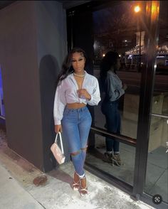 Dinner Baddie Outfits, Graduation Dinner Outfit Ideas, Casual Brunch Outfit Black Women, Outfit Ideas Dinner Night Classy, 18th Birthday Outfit Ideas Casual, Senior Brunch Outfit, Graduation Dinner Outfit, White Outfits Ideas, 18th Outfit