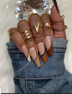 Nail Coffin Design, Cute Brown Acrylic Nails, Nude Nails With Art, Brown Nude Nails Design, Pretty Nude Nail Designs, Birthday Nails Baddie, Painted Nail Designs, Nude Nails Ideas, Melanin Nails