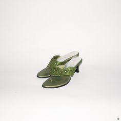 "Vintage 90s leather heel shoes in dark green   Size : UK 3, EUR 36, Length : 24 cm / 9.5\". Material : Polyester." Green Leather Low Heel Heels, Green Leather Heels With Almond Toe, Vintage Almond Toe Green Heels, Vintage Green Almond Toe Heels, Green Rhinestone Open Toe Heels, Green Round Toe Sandals For Formal Occasions, Vintage Green Round Toe Heels, Vintage Green Heels With Round Toe, Green Low Heel Heels With Padded Heel