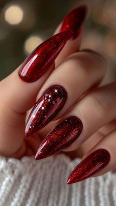 Constellation Nail Art, Red Nails Ideas, Almond Nails Red, Shiny Nails Designs, Long Red Nails, Nails For Fall, Red Manicure