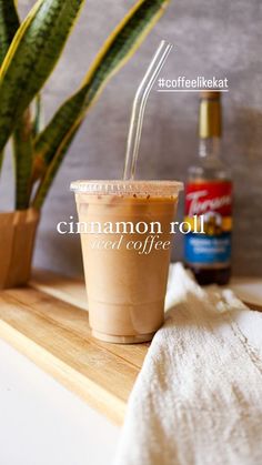 katerinafaith on Instagram: #coffeelikekat DAY 16 CINNAMON ROLL ICED COFFEE🤤 If you’re looking for a simple coffee recipe to make in the morning that will knock your… Snacks For Coffee Time, Cinnamon Roll Iced Coffee, Iced Coffee Aesthetic Instagram, Healthy Coffee Recipes, Brown Sugar Cinnamon Syrup, Keurig Recipes, Instant Coffee Recipes, At Home Coffee