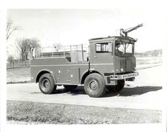 ✿1970 Walter Airport Fire Truck✿ Airport Vehicles, Fire House, Firefighter Apparel, Fire Service, First Responders, Police Car