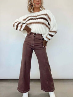 🍁👟 Boot Season Bliss: Yoga Pants Fall Fusion! Brown Pants Outfit, Teaching Outfits, Cute Modest Outfits, Fall Inspiration, Cute Winter Outfits, Cute Fall Outfits