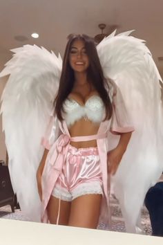 Victoria’s Secret Model Halloween Costume, Victoria Secret Halloween Costume Ideas, Victoria’s Secret Angel Halloween Costumes, Victoria’s Secret Angel Halloween Outfit, Vs Models Halloween Costumes, Victoria’s Secret Costume, Vs Costume Angel, Victoria S Secret Angel Costume, Victoria's Secret Angel Halloween Costume