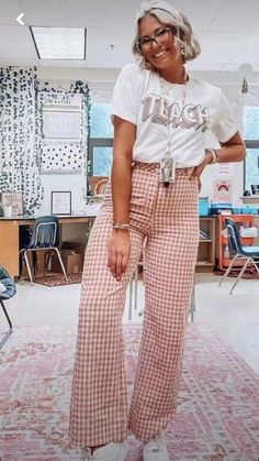 Teacher Clothes Teaching Outfits, Elementary School Teacher Outfits, Teacher Outfits Preschool, Teacher Appropriate Outfits, Teacher Work Outfit, Student Teaching Outfits, School Teacher Outfits, Young Teacher Outfits, Preschool Teacher Outfits