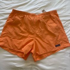 Brand New Patagonia Women’s Baggies Patagonia Baggies Women, Patagonia Shorts Women, Patagonia Baggies, Board Shorts Women, Patagonia Shorts, Patagonia Women, Black Athletic Shorts, Hiking Shorts, Women Shorts