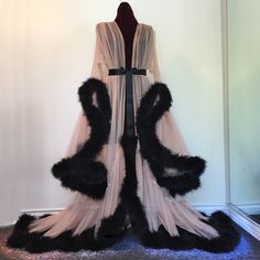 For when I get rich and can walk down my marble staircase...www.boudoirbydlish.bigcartel.com Fancy Robes, Mode Casual, Trik Fotografi, Vintage Lingerie, A Dress, Black And Tan, American Apparel, Night Gown