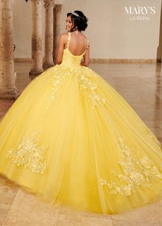 Beauty And The Beast Quinceanera Dress, Yellow Princess Gown, Gold 15 Dresses Quinceanera, Floral Quinceanera Dress, Quinceanera Dresses Yellow, Yellow Quinceanera Dresses, Yellow Quince, Yellow Quinceanera Dress, Mexican Quinceanera Dresses