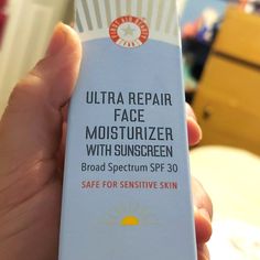 New First Aid Beauty Fab Ultra Repair Face Moisturizer W/Sunscreen Spf 30 Nib New In Box. Condition Is New. Never Opened, Never Used. First Aid Beauty Sunscreen, First Aid Beauty, Broad Spectrum Sunscreen, Spf Sunscreen, Beauty Skincare, Skin Care Women, Face Moisturizer, First Aid, Sunscreen