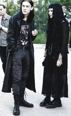 Dark Witch Aesthetic Outfit Male, Goth Couple Outfits, Traditional Goth Men, Y2k Goth Men, Midwest Gothic Aesthetic Outfits, Men Goth Style, Gothic Mens Outfits, Goth Outfits For Men, Trad Goth Mens Fashion