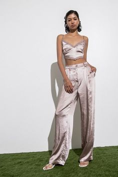 Handkerchief design woven satin lace top with adjustable straps. Wide Pant with zipper/front pockets/belt loop. poly Satin 2 Piece Outfit, Handkerchief Design, Vibe Tribe, Button Pants, 2 Piece Outfit, Hippie Girl, Bride Clothes, Wide Pants, Cute Fashion