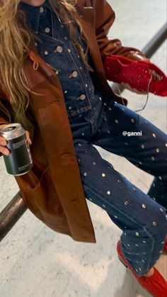 Stripped Button Down Outfit, Eclectic Grandma, 2023 Street Style, Button Down Outfit, Kylie Francis, Fit Inspo, Fashion Killa, Outfits Casuales