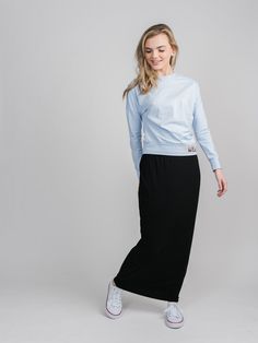 La falda larga acanalada es una falda larga recta y fina acanalada, ¡perfecta para descansar cómodamente durante todo el verano! ¡Combínalo con cualquiera de nuestros fabulosos tops de verano nuevos! Casual Long Skirt For Everyday Wear, Spring Ribbed Skirt For Loungewear, Casual Maxi Skirt For Loungewear, Casual Stretch Maxi Skirt For Loungewear, Casual Black Ribbed Skirt, Casual Full-length Cotton Maxi Skirt, Casual Full Length Cotton Maxi Skirt, Casual Ribbed Midi Skirt, Casual Cotton Maxi Skirt