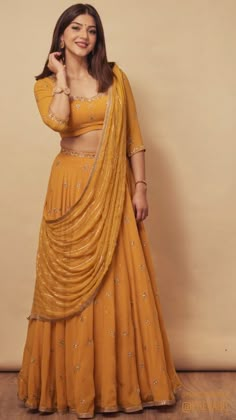 Simple Lehenga Designs For Haldi, Simple Yellow Lehenga For Haldi, Plain Yellow Lehenga For Haldi, Yellow Lehnga Dress For Haldi, Haldi Dresses, Yellow Skirt And Top For Haldi, Haldi Outfits, Lehenga Saree Design