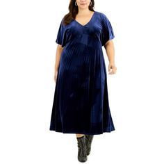 Manufacturer: Taylor Style Type: Maxi Dress Collection: Taylor Sleeve Length: Short Sleeves Material: 94% Polyester/6% Spandex Fabric Type: Velvet Specialty: Solid Sku: BH5490831 Size: 14W.  Color: Blue.  Gender: female.  Age Group: adult. Maxi Dress Collection, Velvet Shorts, Review Dresses, Navy Fashion, 80 Dress, Dress Zipper, Long Maxi, Long Maxi Dress, Women's Fashion Dresses