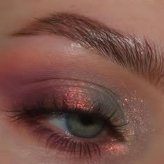 Makeup Inspo Colorful, Indie Eyeshadow, Clionadh Cosmetics, Thick It Stick It, Occasion Makeup, Graphic Makeup