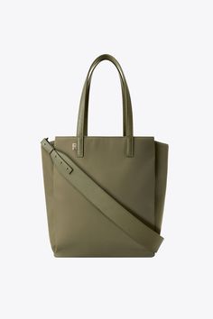 BÉIS 'The Commuter Tote' in Olive - Olive Green Commuter Tote For Work & Travel Pink Luggage, Work Accessories, Luggage Covers, Everyday Tote, Luggage Sets, Work Travel, New People, Tote Backpack, Green Bag