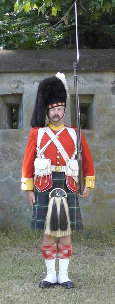 Gordon Scotland Culture People, Gordon Highlanders, Gordon Tartan, Commissioner Gordon, Uk Military, Men With Kilts Scotland, Pride Of Scotland Tartan