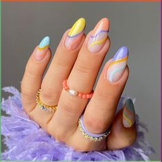 Looking for a gorgeous new color for your next mani? Check out our list of forest green nails and nail designs to elevate your style in 2024! Blue Neon Nails, Cute Trendy Nail Ideas, 80s Nails Designs, 80s Nails, Pink Nail Art Designs, Cute Spring Nails